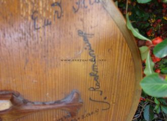 Unikatowa gitara “grała” w filmie Dodek na froncie 1936 r